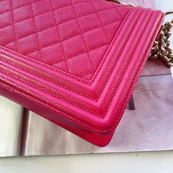 Chanel Medium Caviar Boy Bag Red Pink - Picture 4 of 6